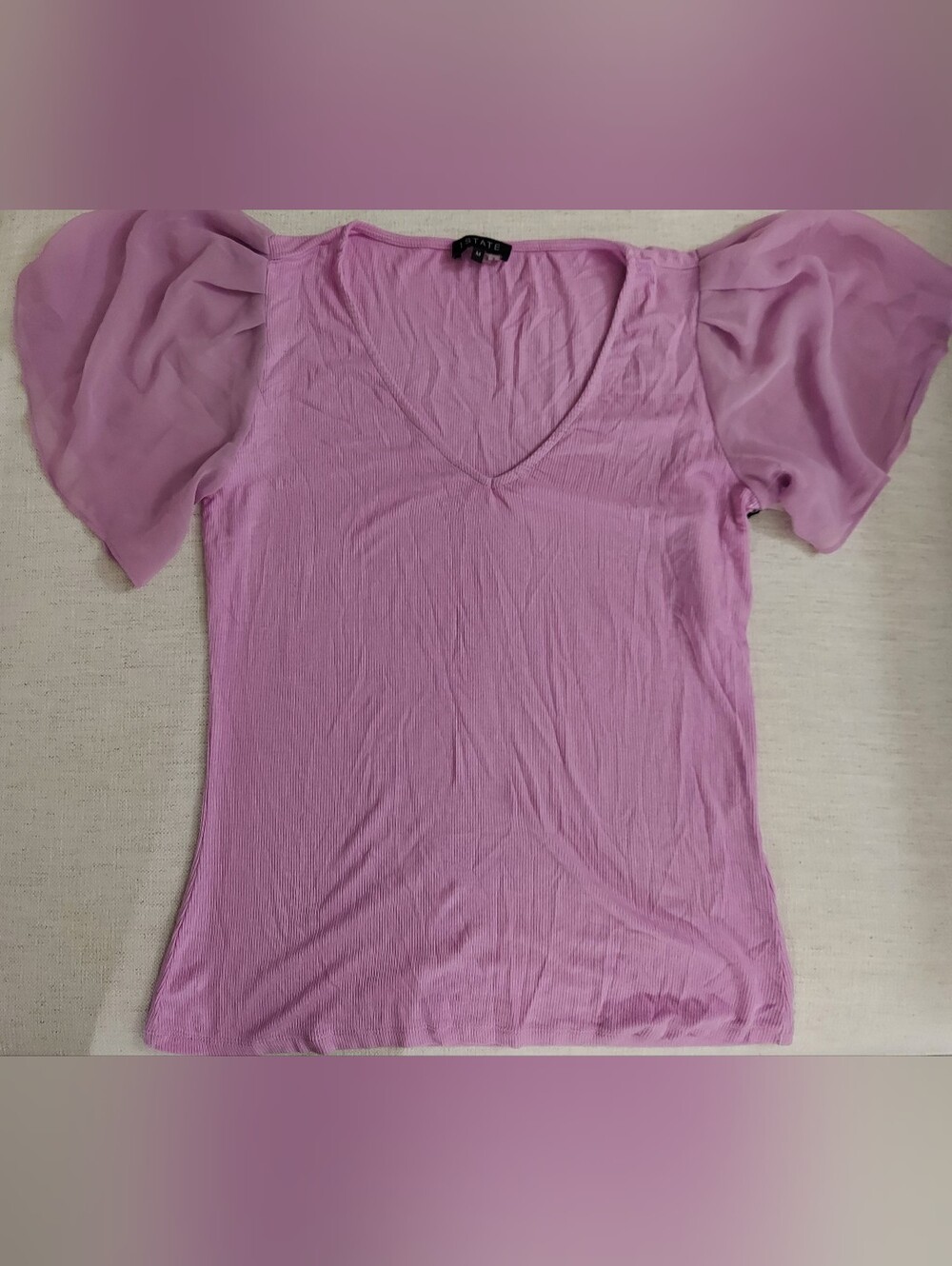 1. State Pink V-Neck Puff Sleeve Women's Top. Size Medium. T-600